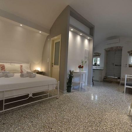 Yiasemi Corfu Luxury Studio מראה חיצוני תמונה