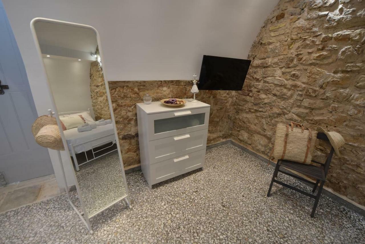 Yiasemi Corfu Luxury Studio מראה חיצוני תמונה